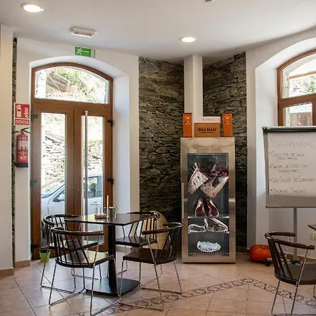 Rural Tixileiro-cecos 3* Cecos